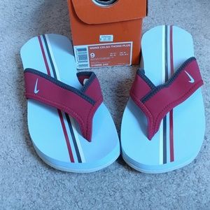 Nike flip flops (9)